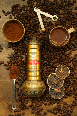 SOZEN BRASS COFFEE GRINDER 19 CM / 8 IN HANDHAMMERED - 3