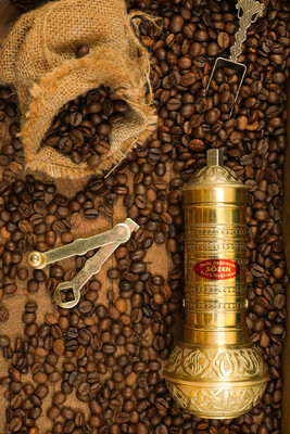 SOZEN BRASS COFFEE GRINDER 19 CM / 8 IN HANDHAMMERED