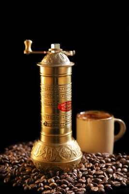 SOZEN BRASS COFFEE GRINDER 19 CM / 8 IN HANDHAMMERED