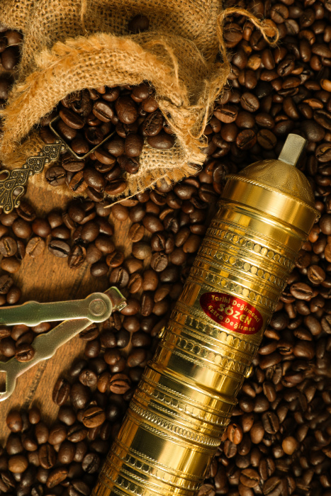 SOZEN BRASS COFFEE GRINDER 23 CM / 9.2 IN HANDHAMMERED - 6